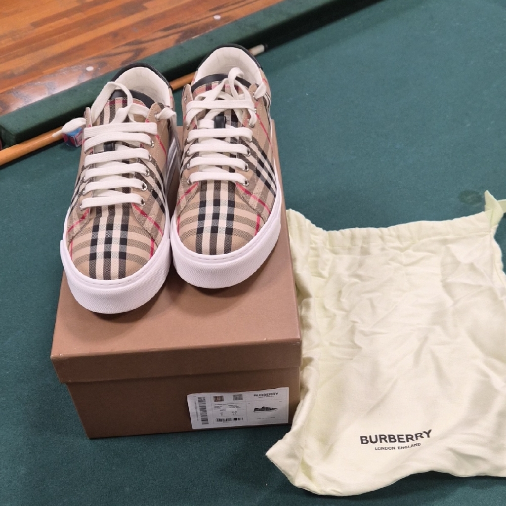 Burberry Beige And Black Plaid Sneakers